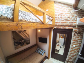 Vitosha Blvd - Attic Studio